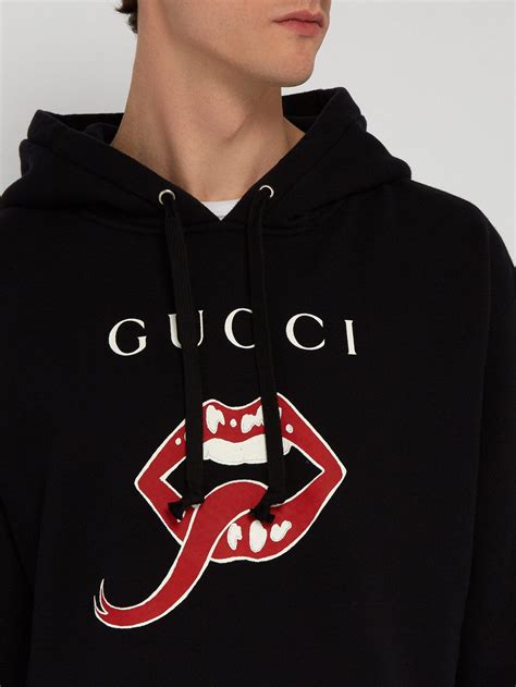 gucci lips sweater